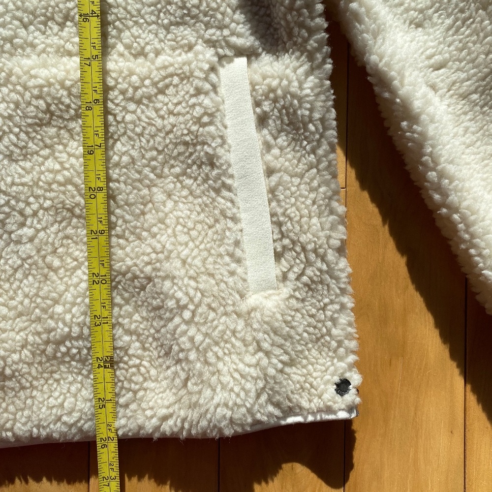 Women's Signature Sherpa Fleece Pullover - Picture 11 of 13